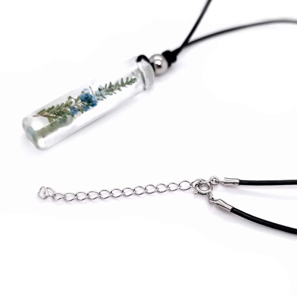 Leptospermum Leather Chain Necklace