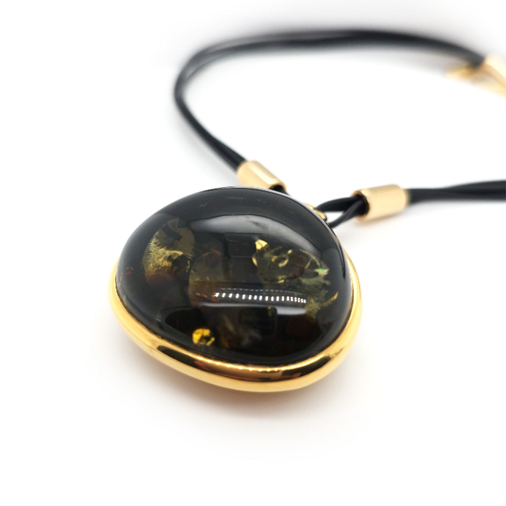 ALEKSANDER GLIWIŃSKI Amber Necklace