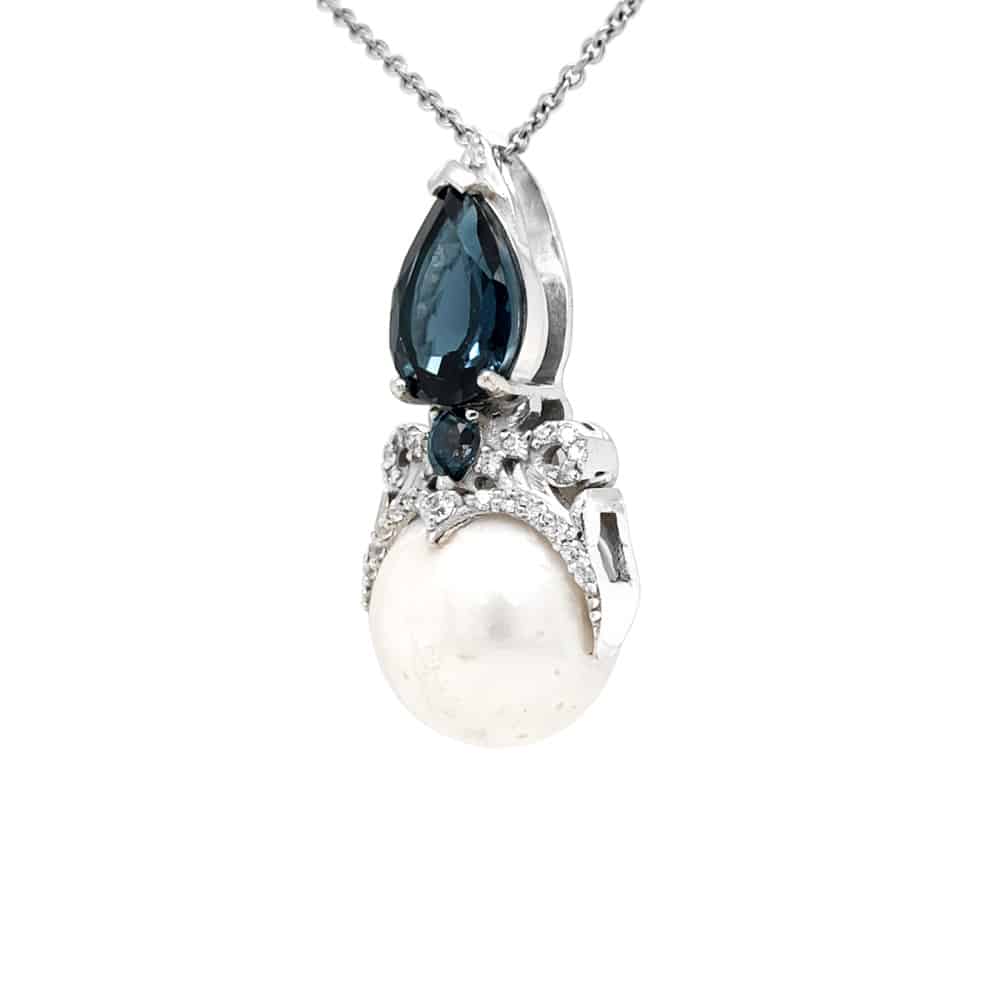 Freshwater Pearl with London Blue Topaz Silver Pendant