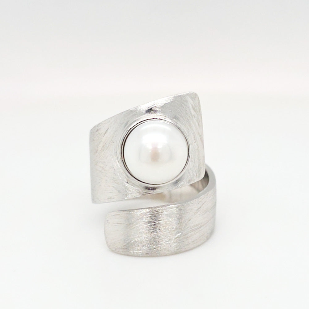 Fresh Water Pearl Sterling Silver Twist Ring