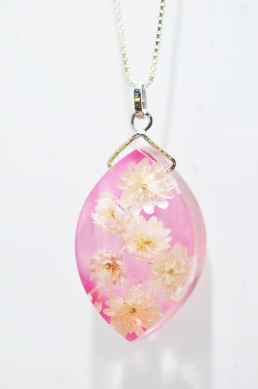 BOTANIGEM Candy Blossom Necklace