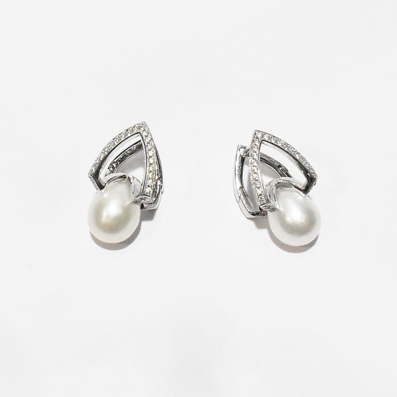 8 mm White Freshwater Pearl Huggie