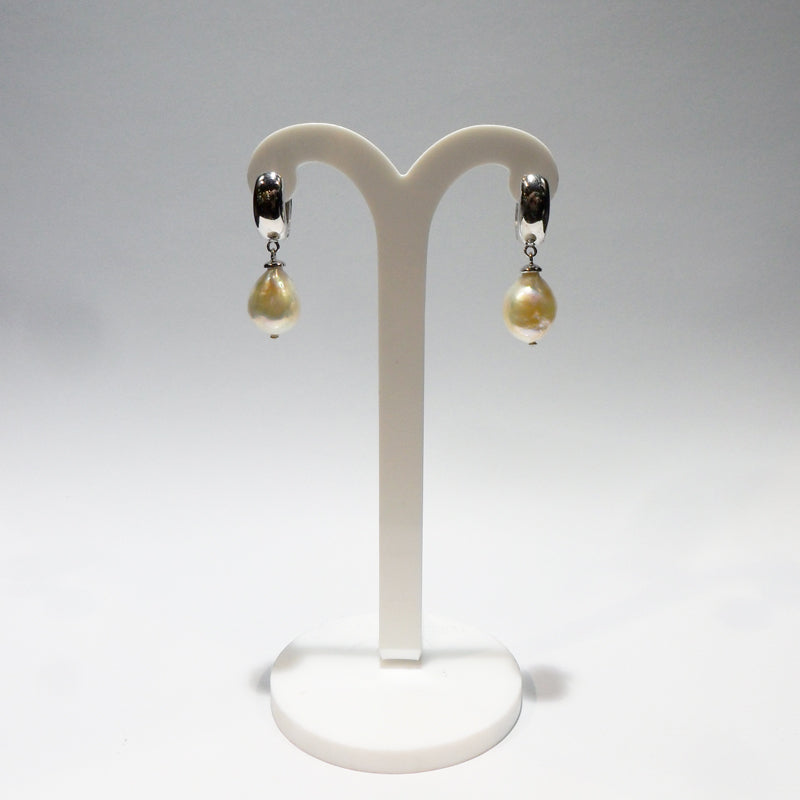 Edison Pearl Earrings