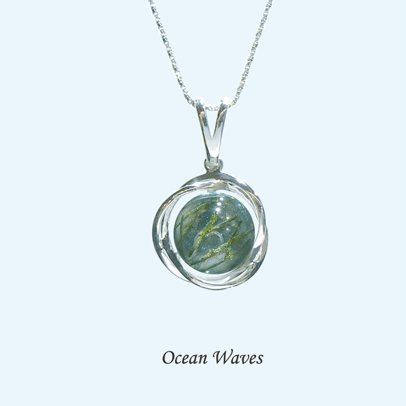 BOTANIGEM Ocean Waves Necklace