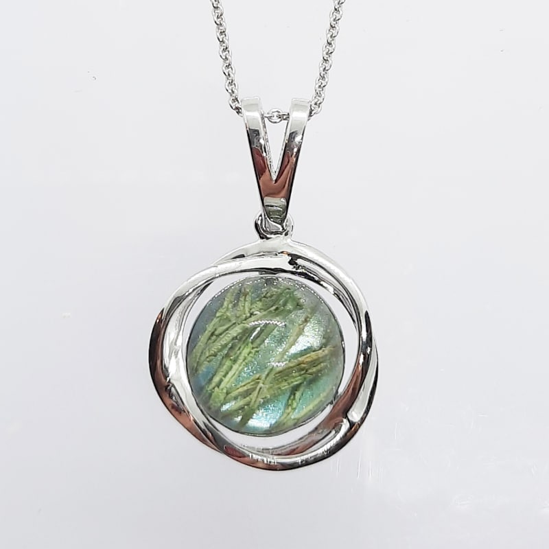 BOTANIGEM Ocean Waves Necklace