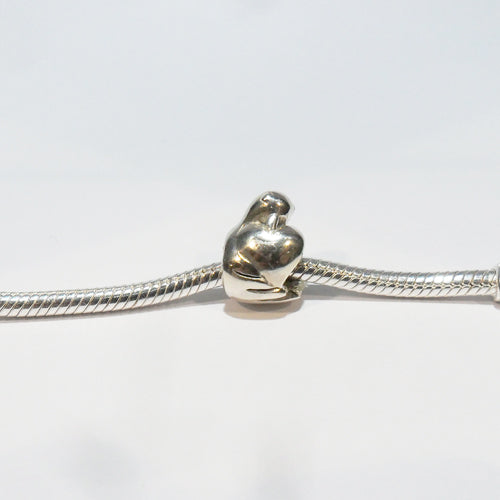 TT639 Silver Love Swan Charm