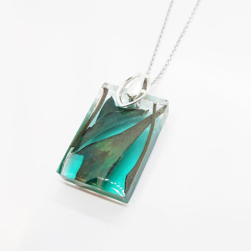 BOTANIGEM Tropical Lake Necklace