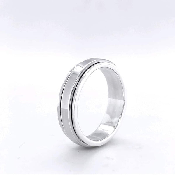 Simplicity Meditation Spinning Ring
