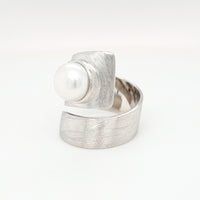 Fresh Water Pearl Sterling Silver Twist Ring