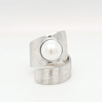 Fresh Water Pearl Sterling Silver Twist Ring