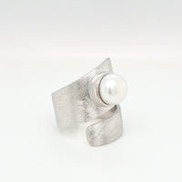 Fresh Water Pearl Sterling Silver Twist Ring