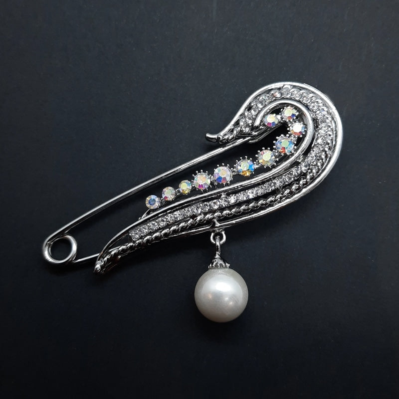 Faux White Pearl Pendant Pin Brooch