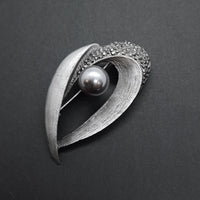 Pearl Brooch or Pendant in Gun Metal Colour