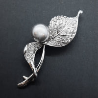 Faux Silver Pearl Leaf Brooch