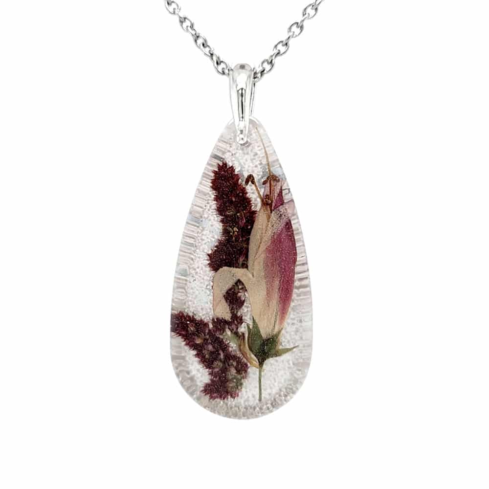 BOTANIGEM Crimson Queen Necklace