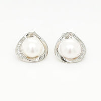 FW Pearl on CZ Sterling Silver Stud