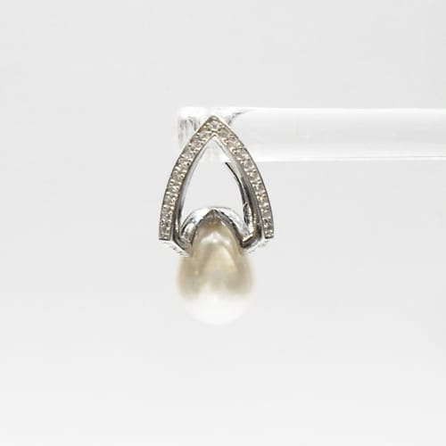 8 mm White Freshwater Pearl Huggie