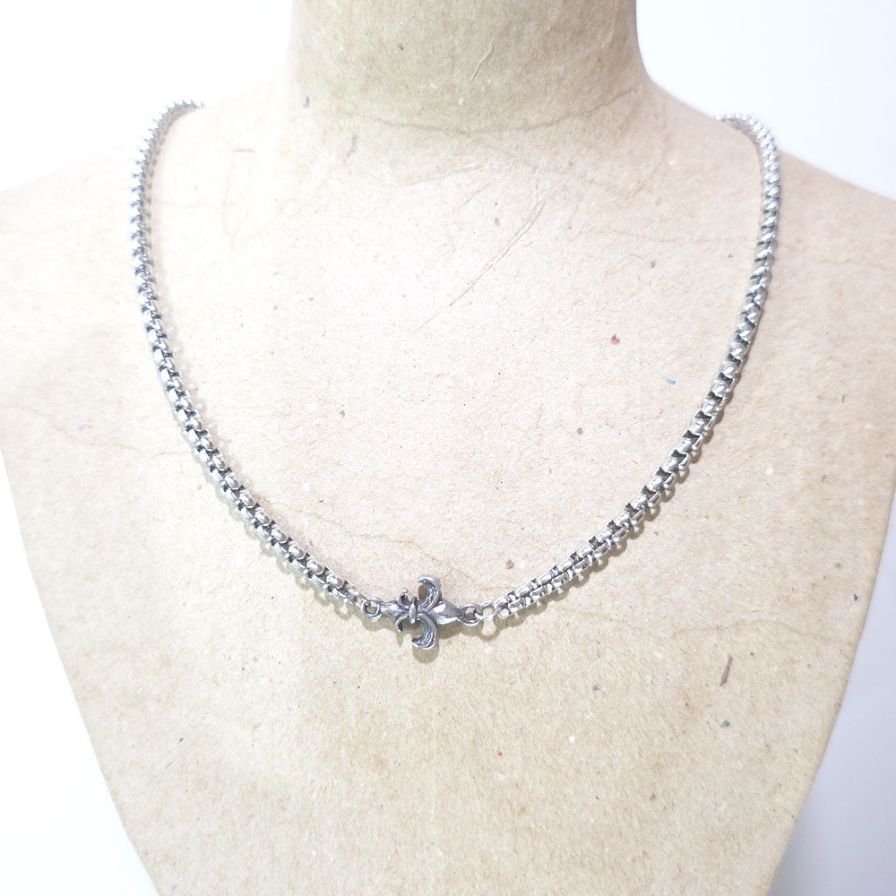 Stainless Steel Fleur de Lis Chain Necklace