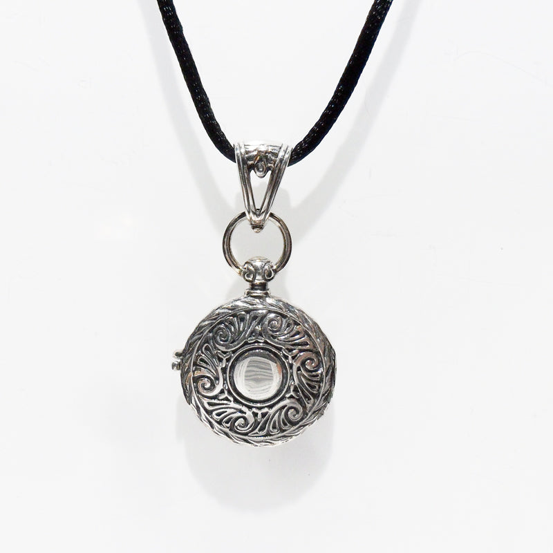 PP018 Locket Pendant