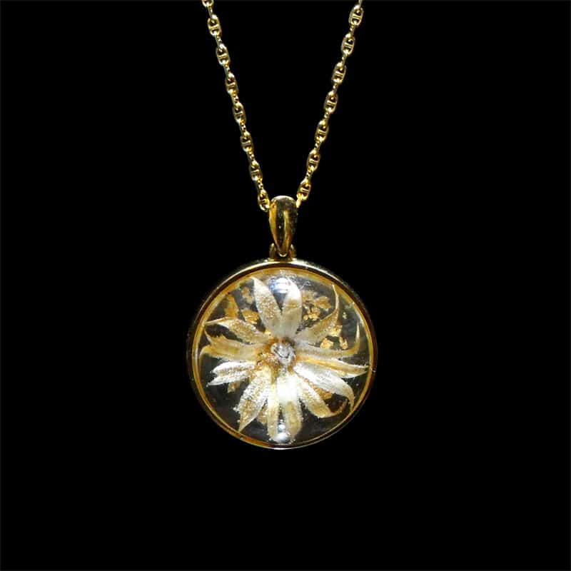 BOTANIGEM Solis Necklace