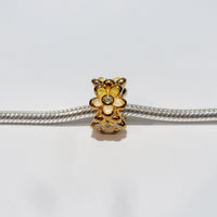 TE053GWH Enamel Flower Charm