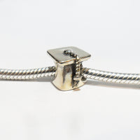 TT172 Silver Graduation Hat Charm