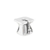 TT172 Silver Graduation Hat Charm