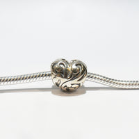 TT526 Heart of Swirls Spacer