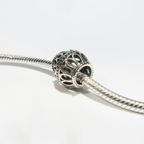 TT612 Filigree Patterned Spacer Charm