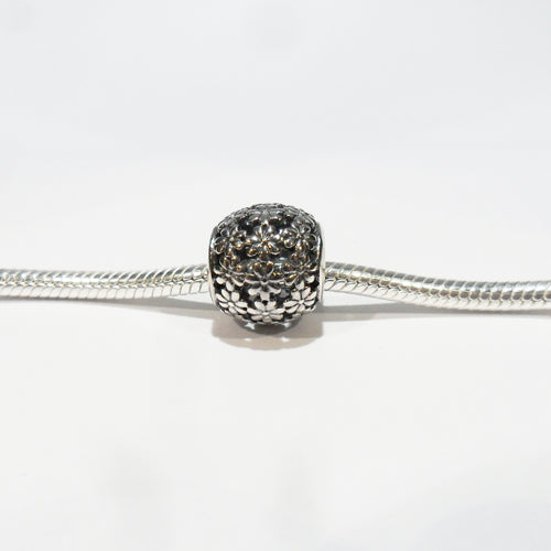 TT628 Silver Flower Spacer Charm