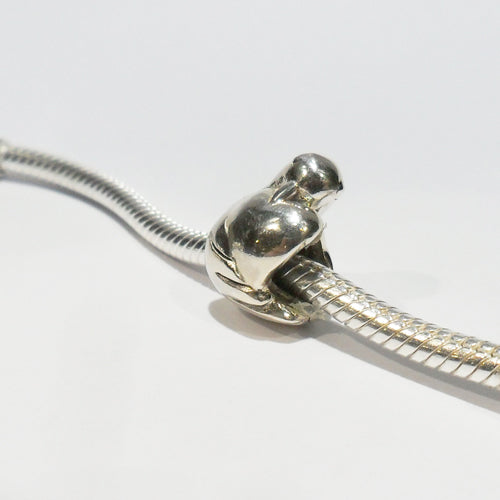 TT639 Silver Love Swan Charm