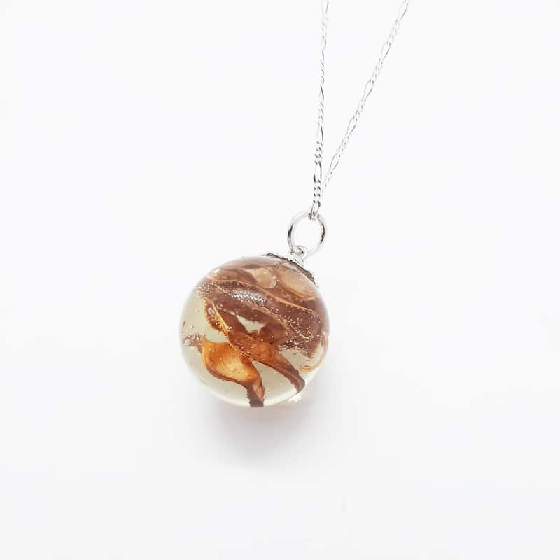 BOTANIGEM Honey Dip Necklace